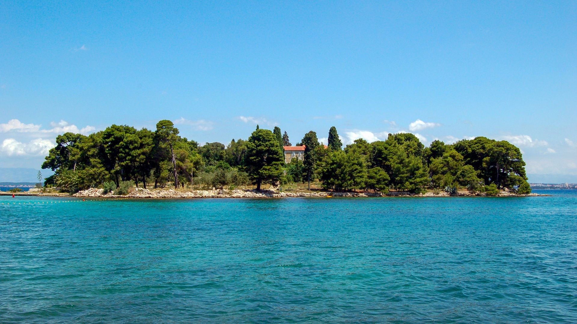 Školjić – Die Sandinsel